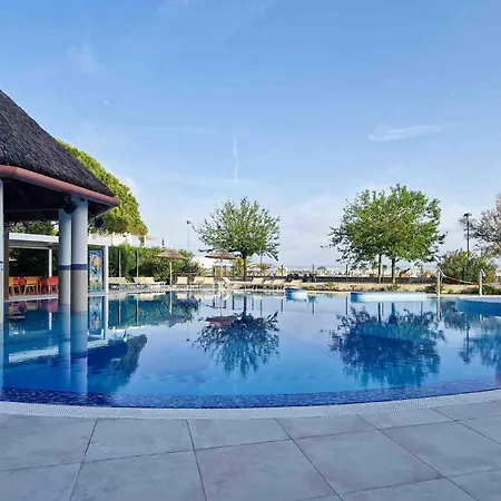 Sweet Seaside With Pool شقة بيبيوني