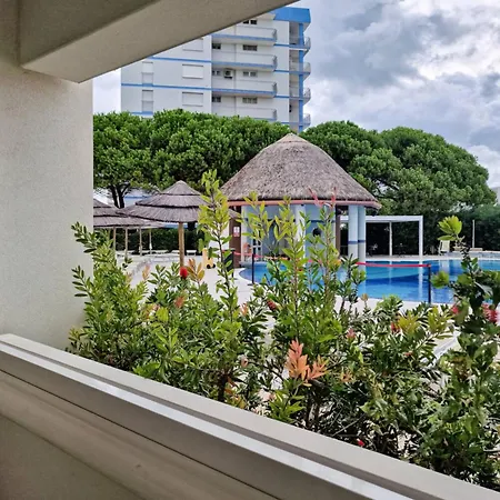 Sweet Seaside With Pool Apartment *