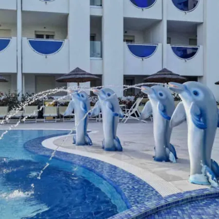 Sweet Seaside With Pool Apartment Bibione