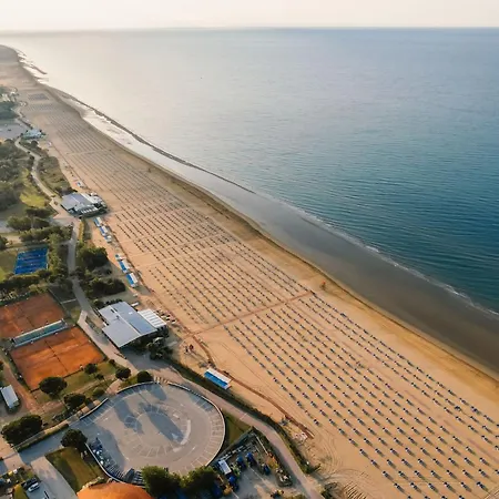 Sweet Seaside With Pool Διαμέρισμα Μπιμπιόνε
